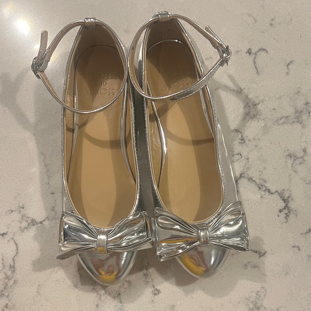 Janie and Jack Silver Bow Kids Dress Shoes